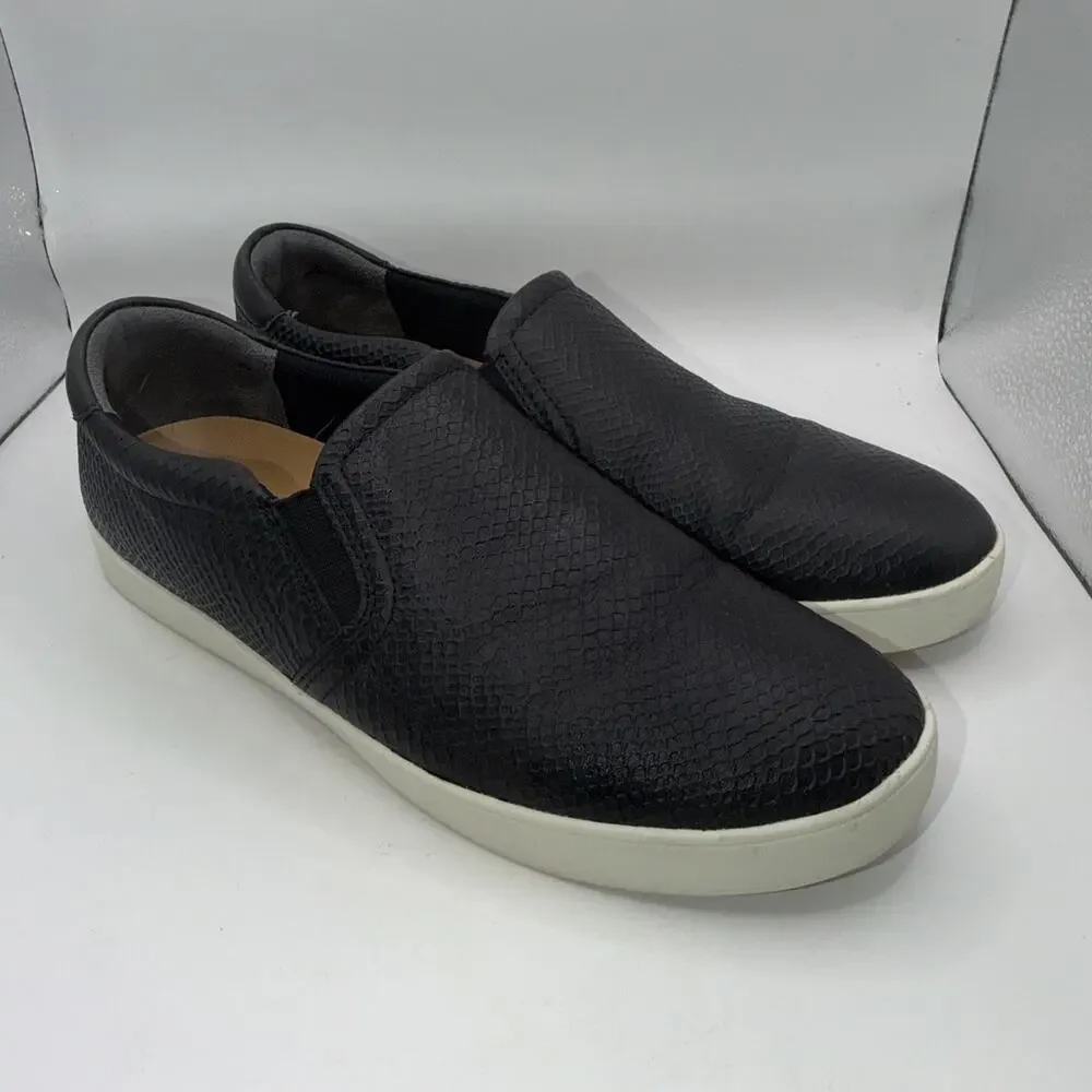 Dr. Scholls product pair